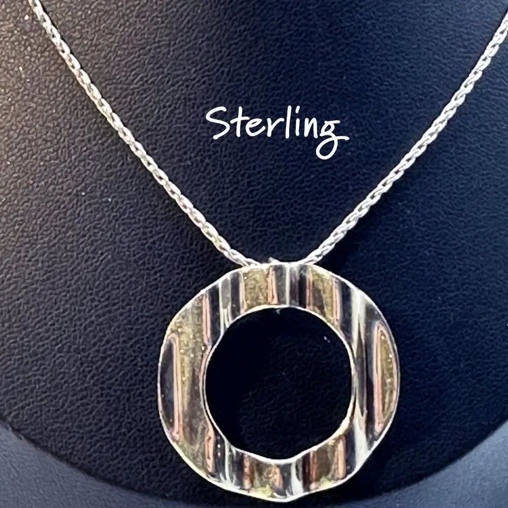 Sterling Silver Round Pendant On Chain Link Necklace - 17 Inch 925